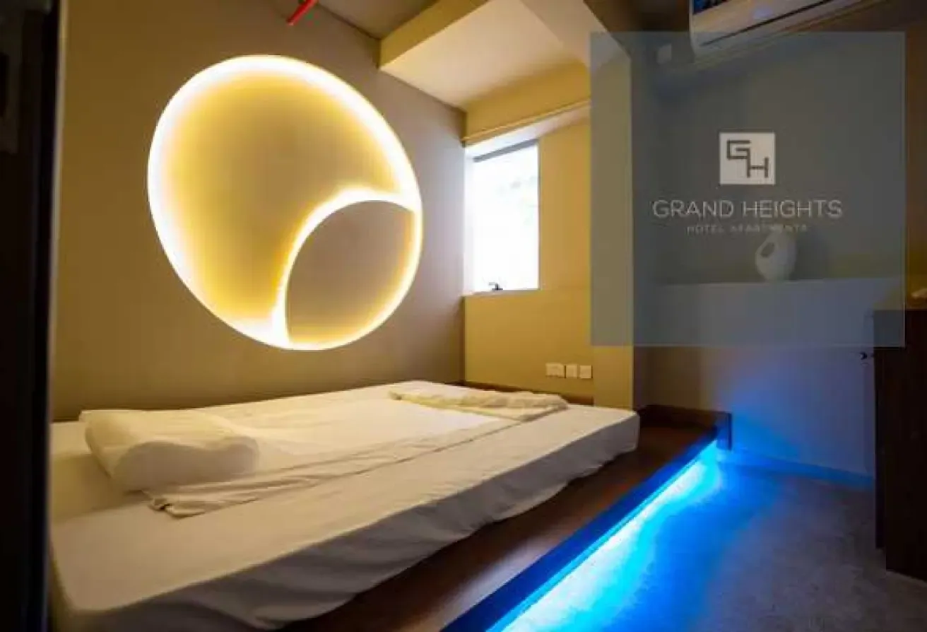 Gigantic Family Suite-Up to 5-All Bills Included