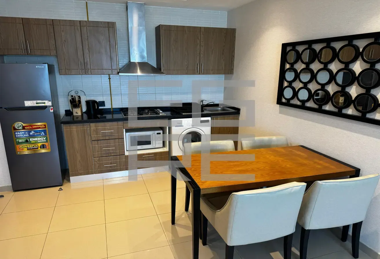Chiller, Gas & Wifi Included | Weekly Cleaning | Near Metro