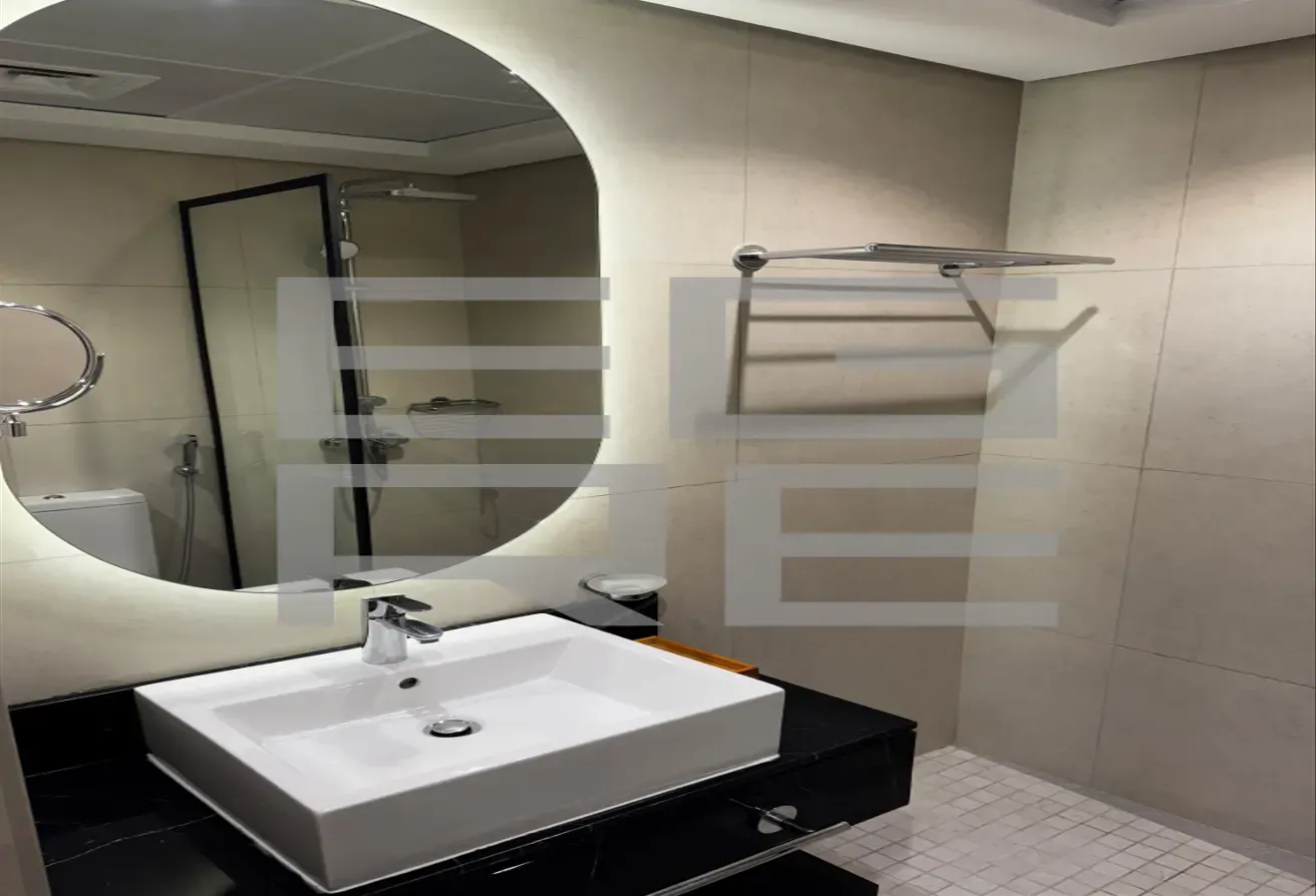 Chiller, Gas & Wifi Included | Weekly Cleaning | Near Metro