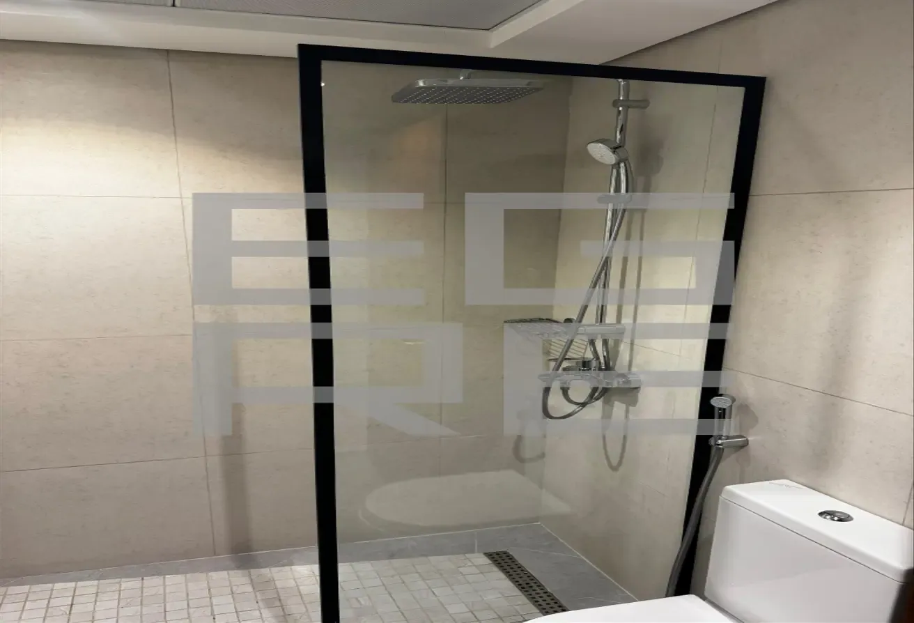 Chiller, Gas & Wifi Included | Weekly Cleaning | Near Metro