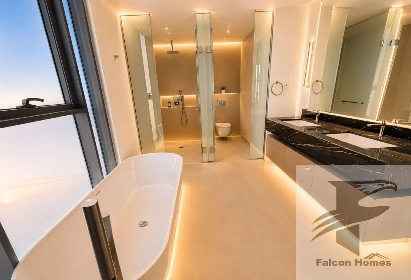 Spacious 4BR Bright Villa with Private Garden