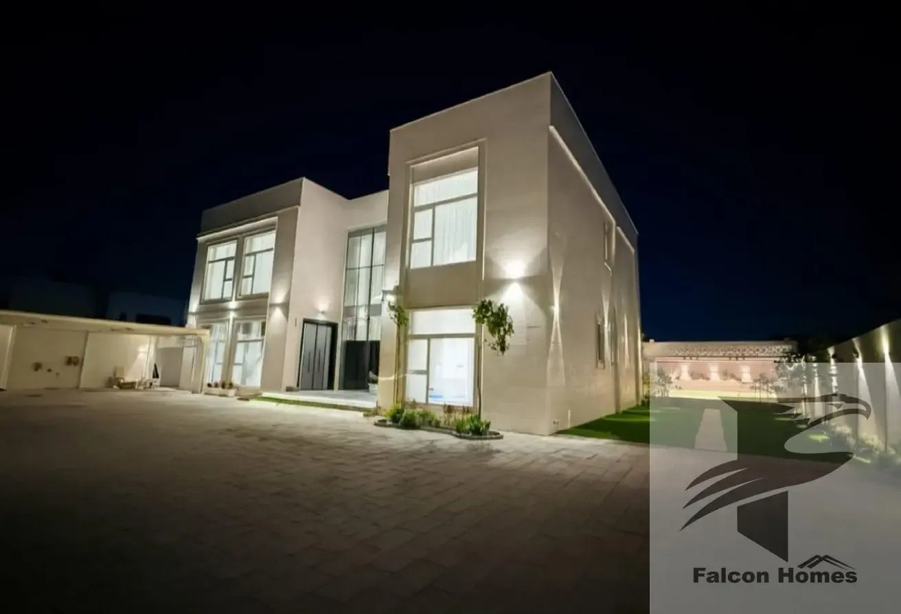 Spacious 7BR Luxury Villa with Pool and Garden