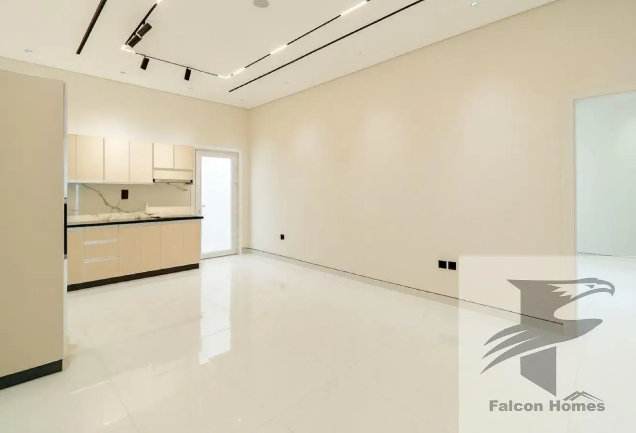 Spacious 7BR Luxury Villa with Pool and Garden