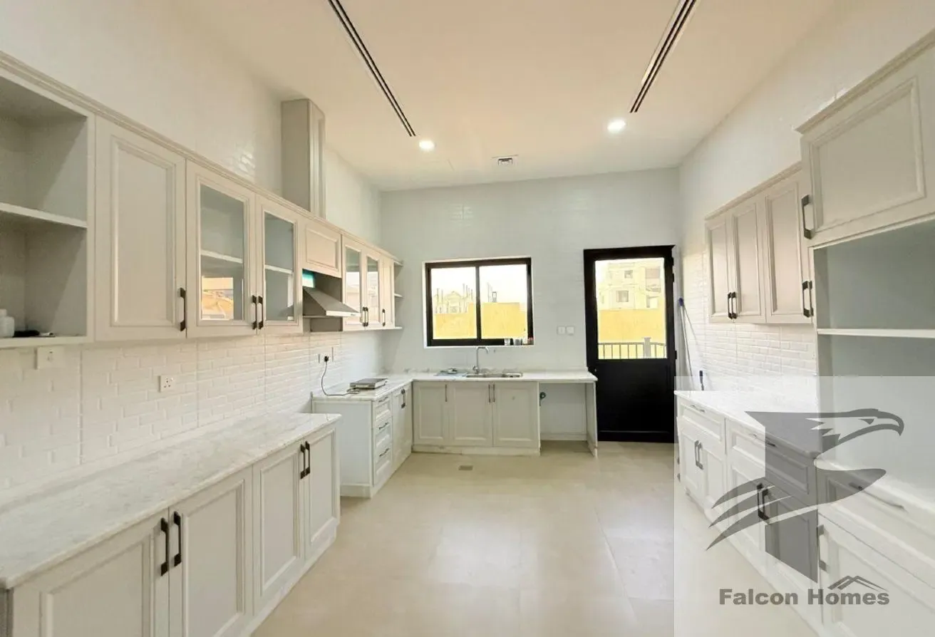 Brand New 6BR Villa with Garden | Elevator