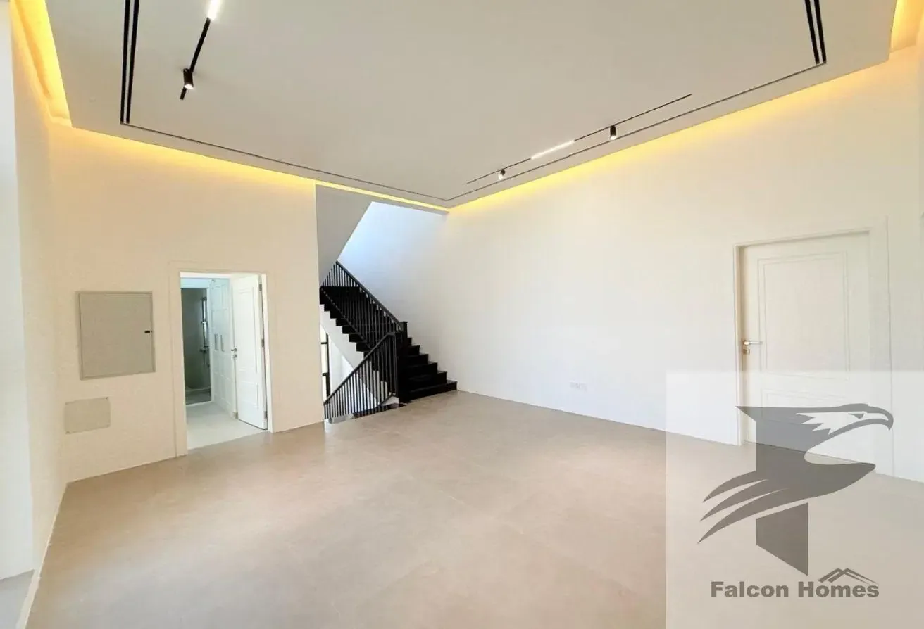 Brand New 6BR Villa with Garden | Elevator