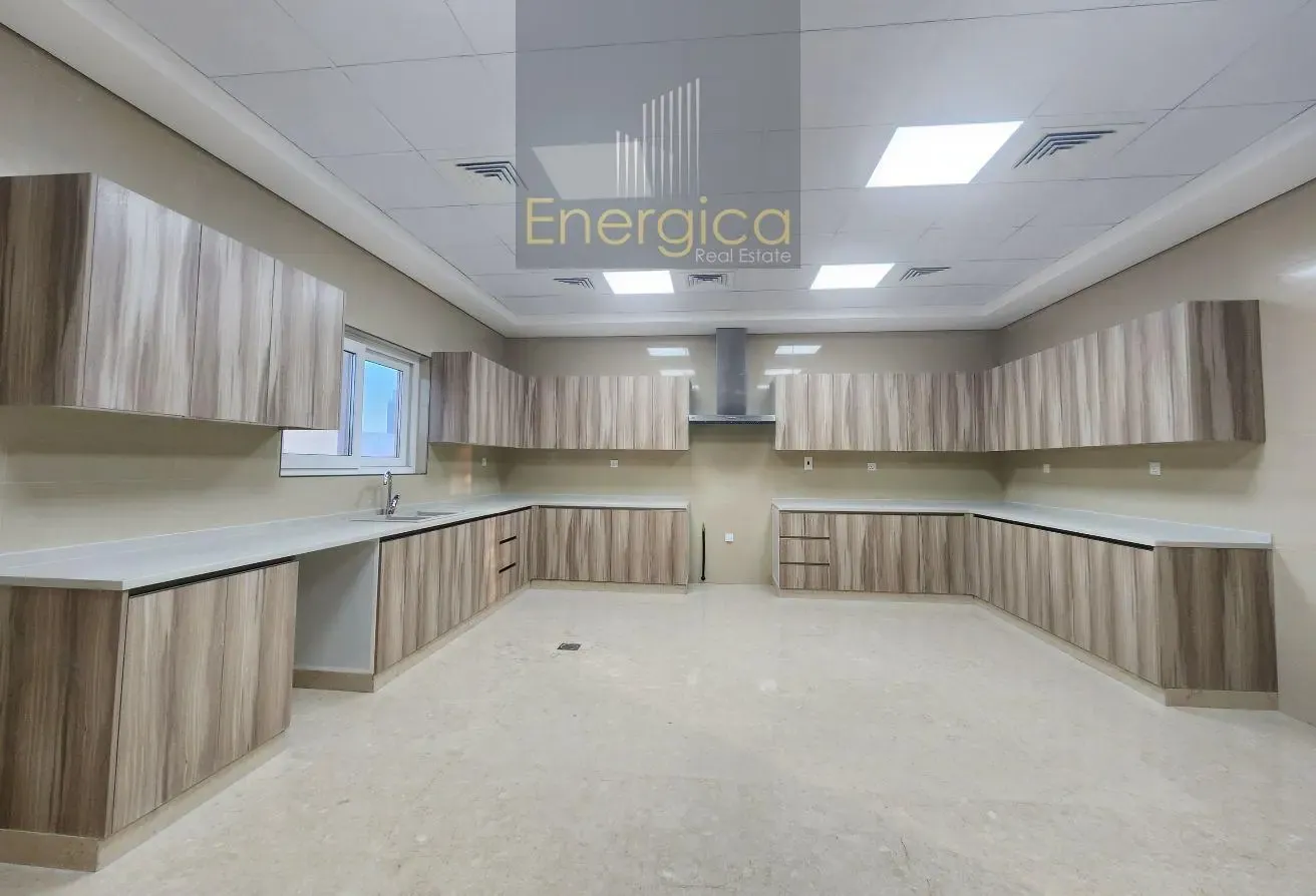 Brand New 7BR Villa | Private Pool And Huge Garden