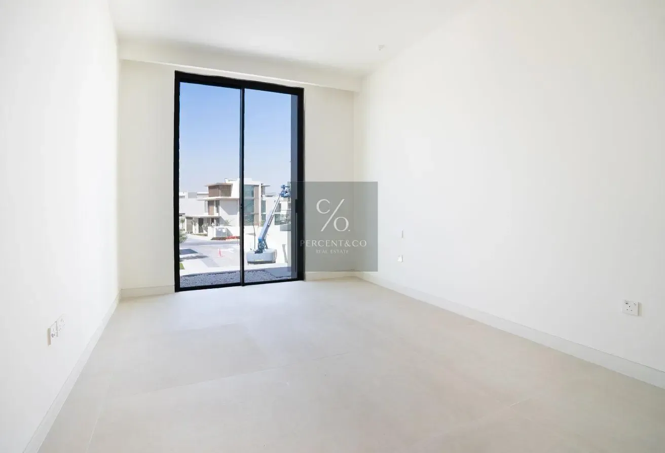 3BR Townhouse | Ready to Move | Nad Al Sheba