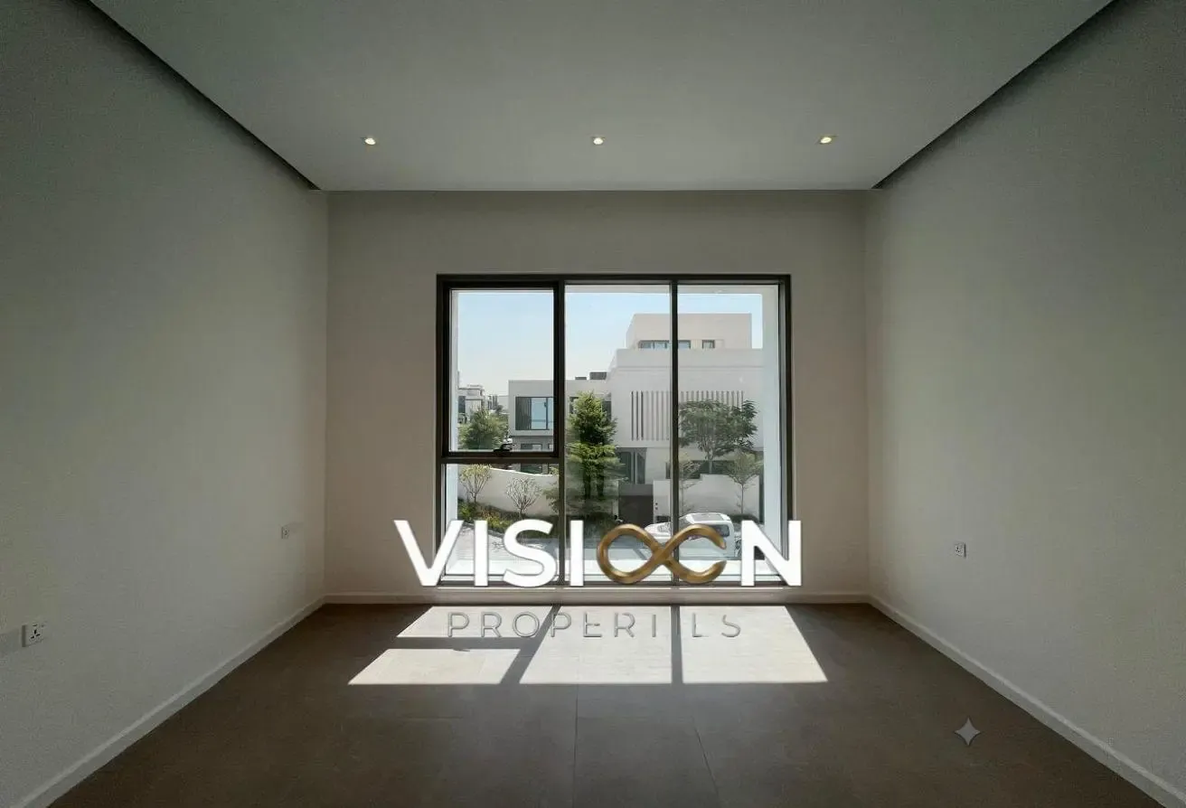 7BR Villa l High Quality l Modern