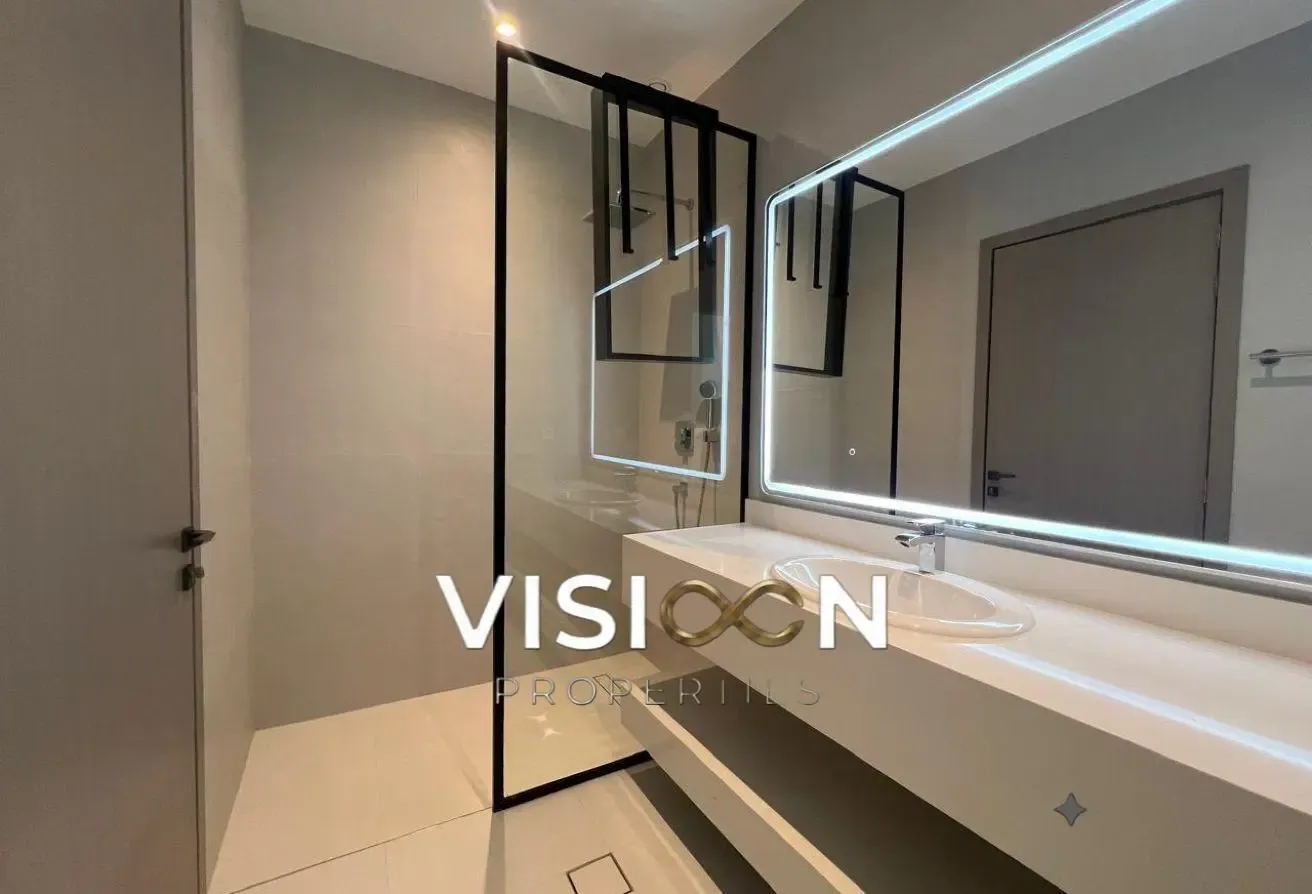 7BR Villa l High Quality l Modern
