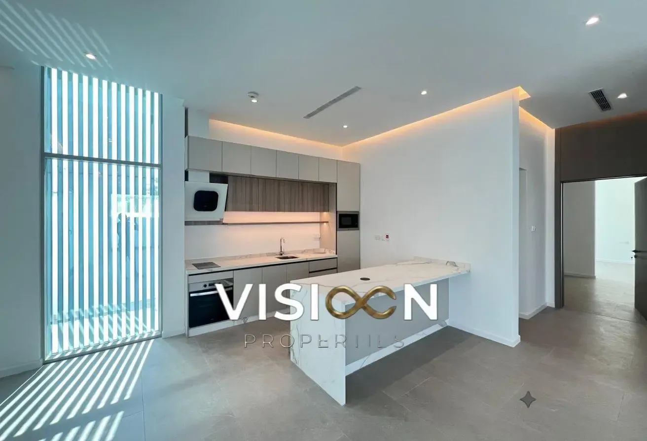 7BR Villa l High Quality l Modern