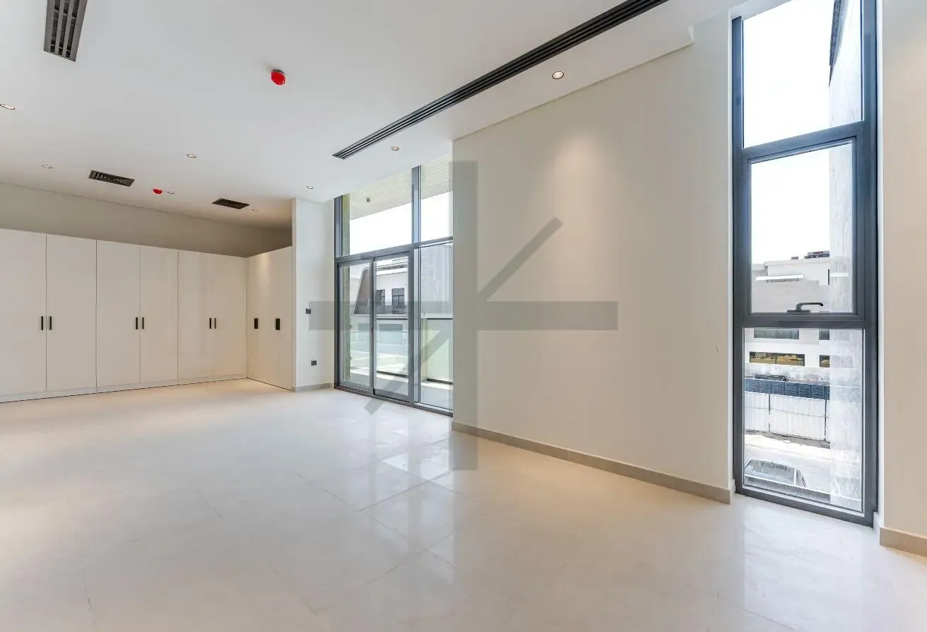 UPGRADED 6BR+MAID | PRIVATE POOL | ELEVATOR