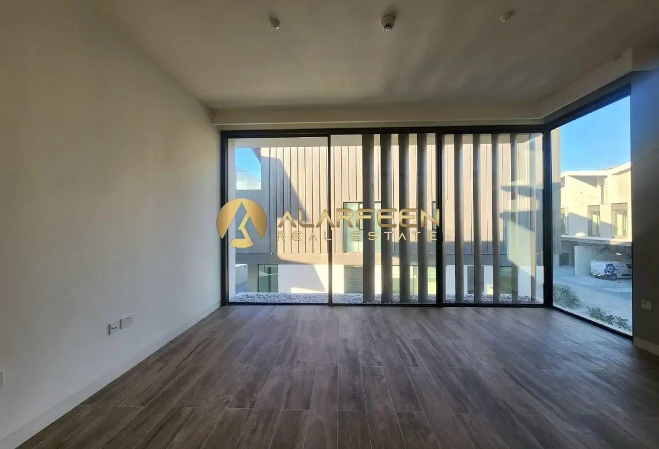 Modern 4BR Villa | Nad Al Sheba Gardens 4 | Courty