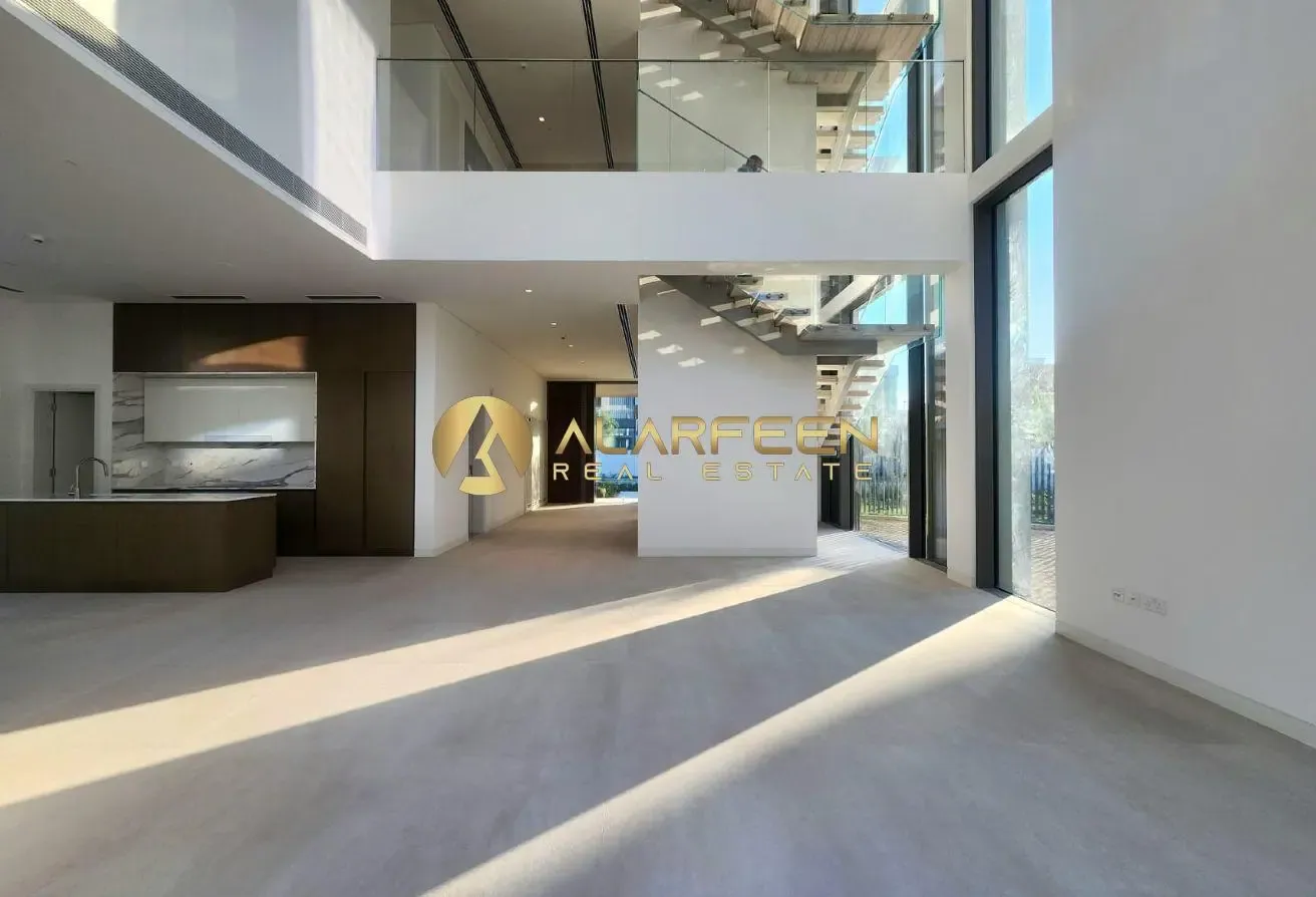 Modern 4BR Villa | Nad Al Sheba Gardens 4 | Courty