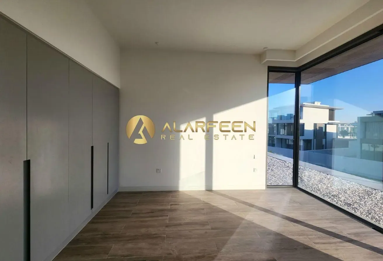 Modern 4BR Villa | Nad Al Sheba Gardens 4 | Courty