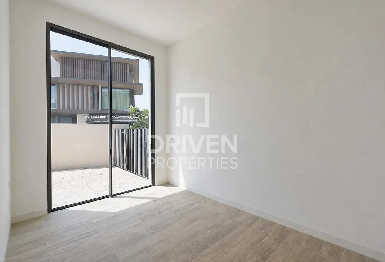Vacant | Largest Plot | Private Independent Villa