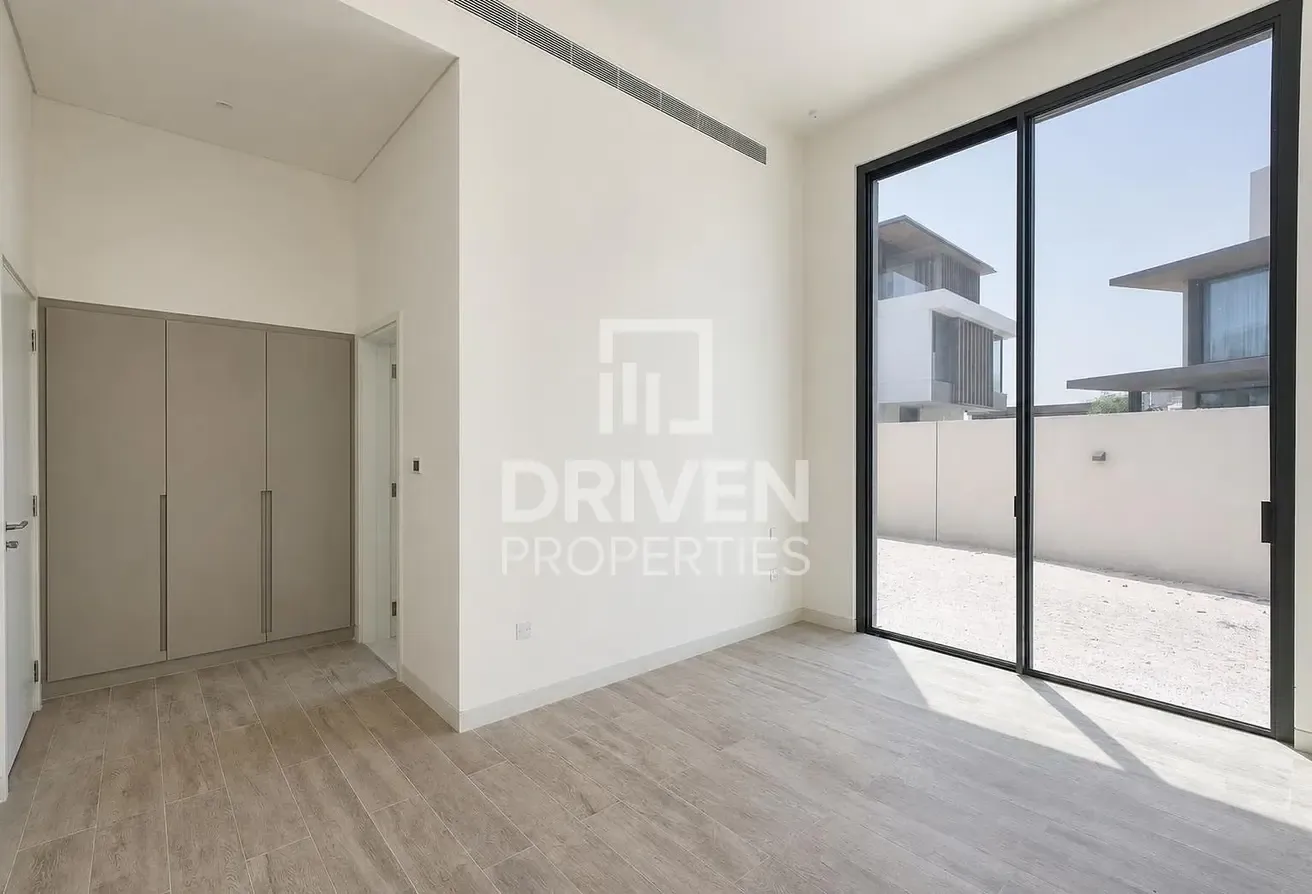 Vacant | Largest Plot | Private Independent Villa