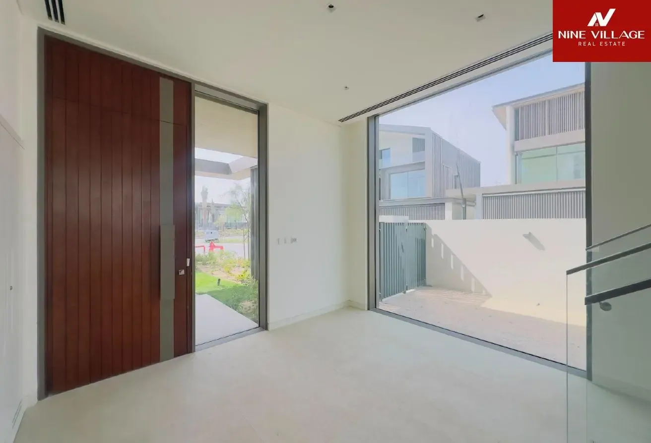 Ready To Move | 4-Bedroom | Unique Layout