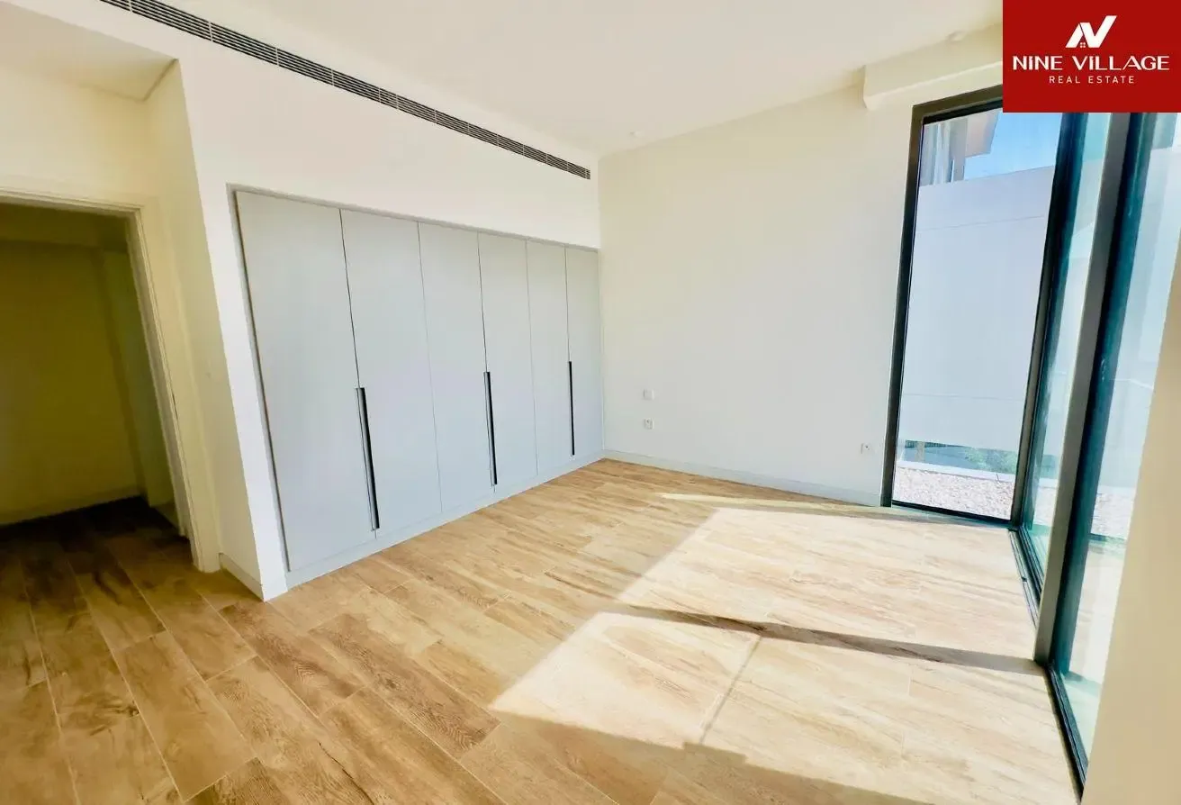Ready To Move | 4-Bedroom | Unique Layout