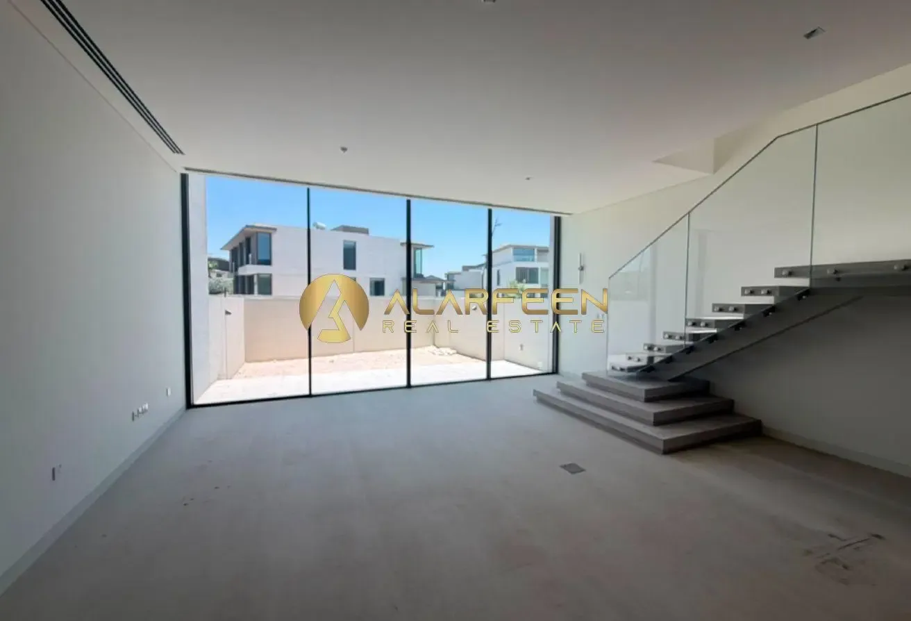 Well maintained | Spacious Villa | Inquire Today