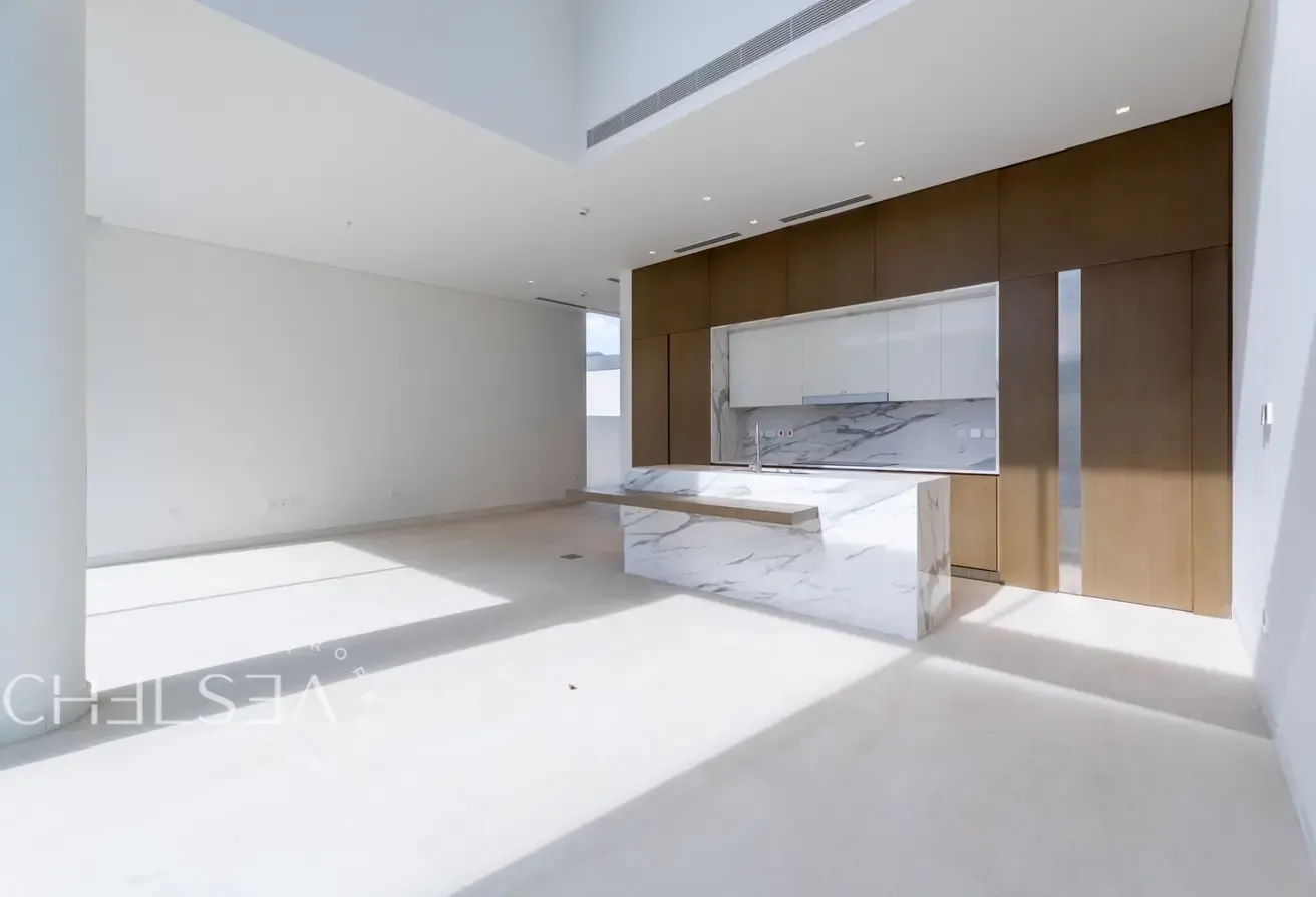 SEMI-DETACHED | COMMUNITY VIEW | NO AGENTS