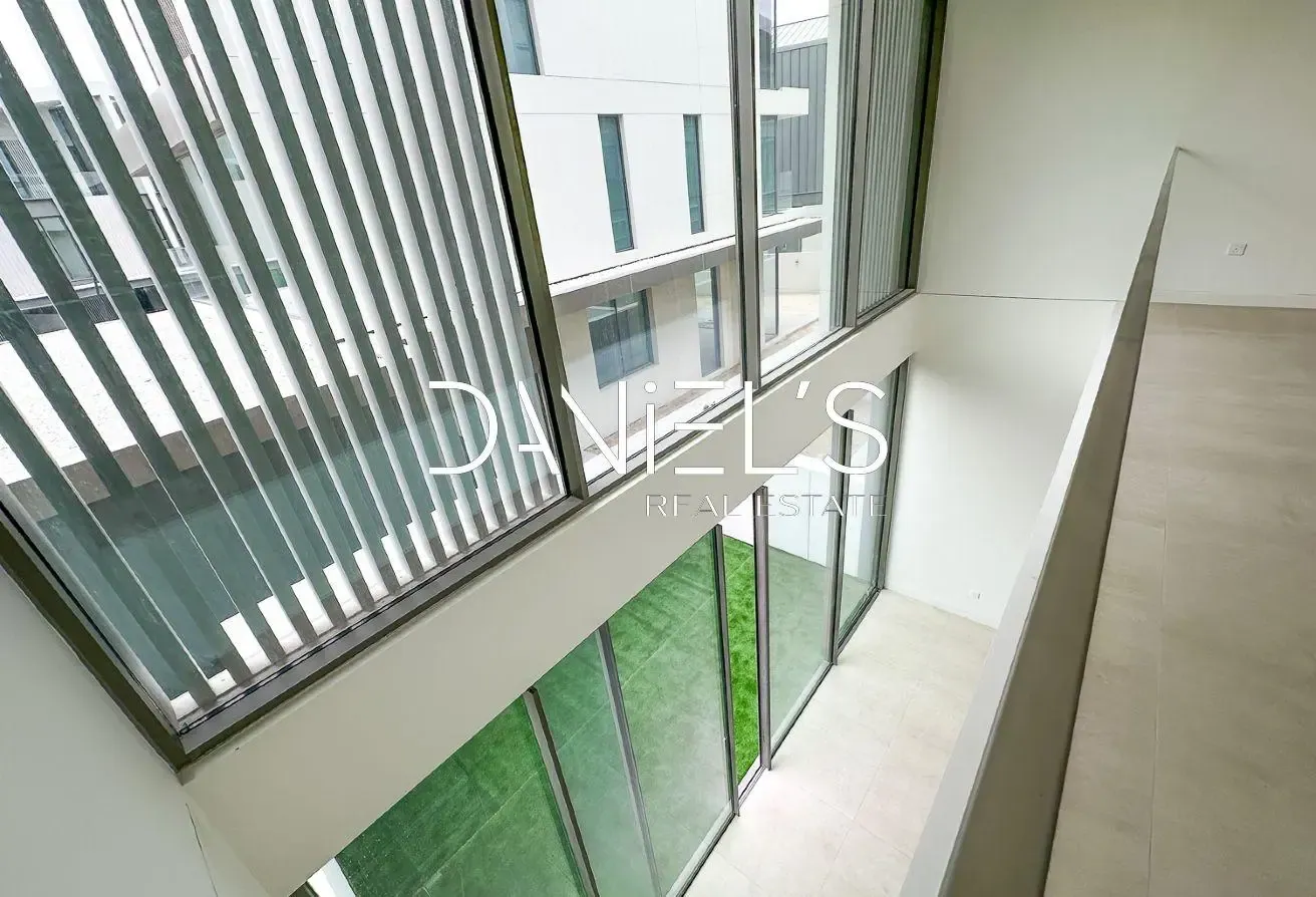 3 Beds + Maid | G+2 | Burj View | Move-in Ready