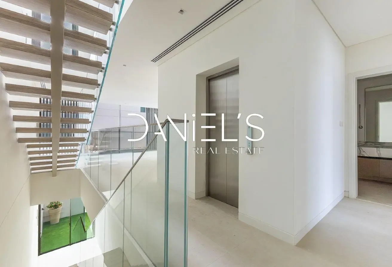 3 Beds + Maid | G+2 | Burj View | Move-in Ready