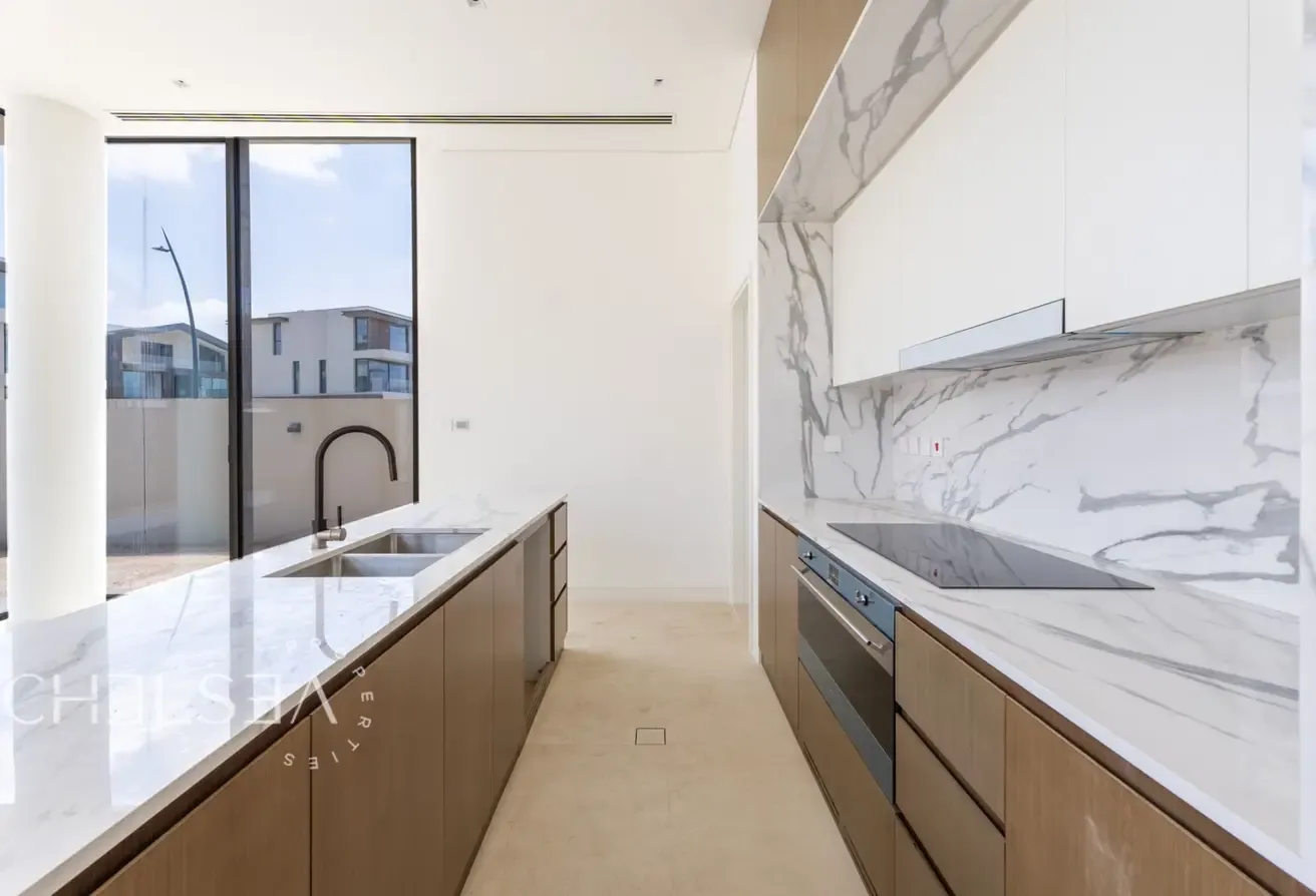 MOVE-IN READY | BRAND-NEW | COMMUNITY EXPERT
