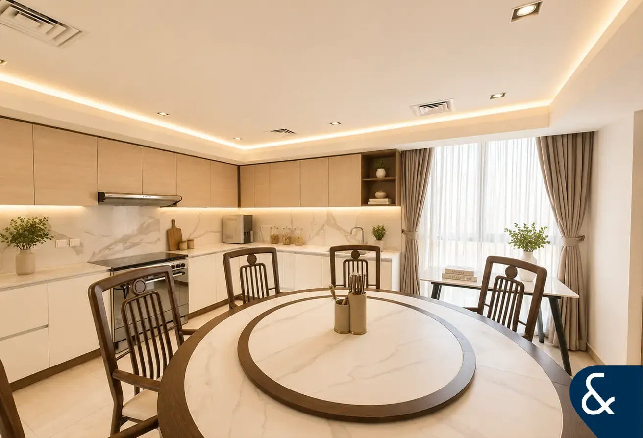 Single Row | Furnished | Vacant Now | 5 Beds