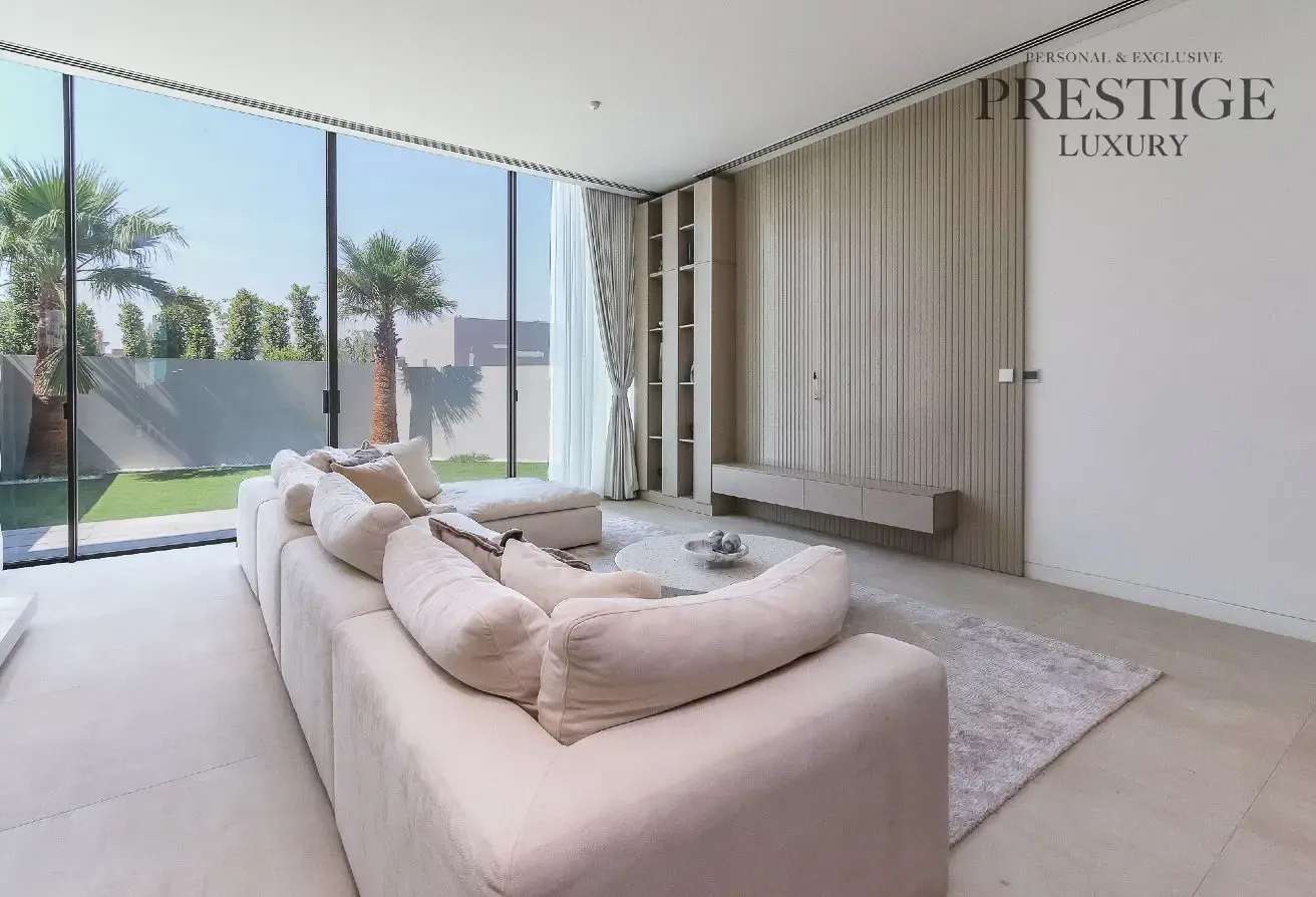 Corner Plot | G+1 Villa | Huge Garden Plot | 3BR