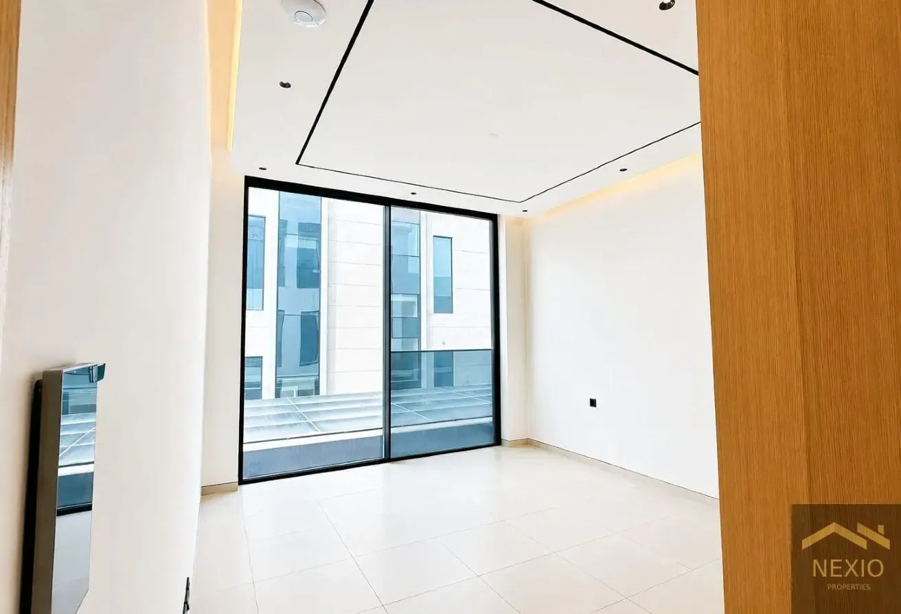 Specious Villa| Private Pool | Elevator inside