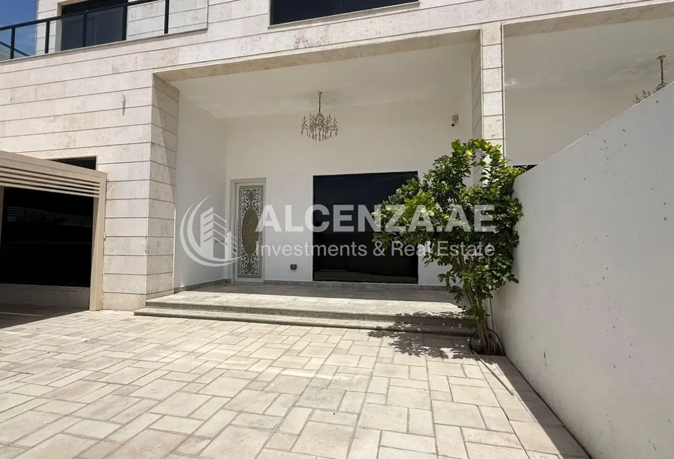 Spacious 5 BR plus Maid's| Private Garden | Ready