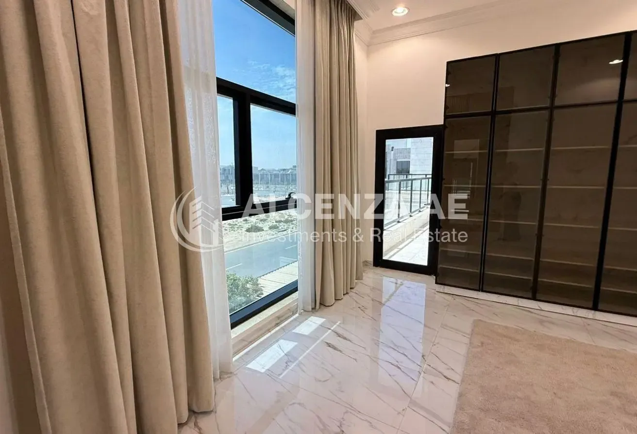 Spacious 5 BR plus Maid's| Private Garden | Ready