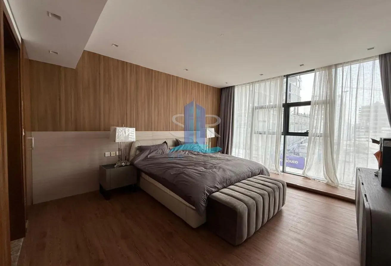 Exclusive | Custom Built | Furnished | Single Row