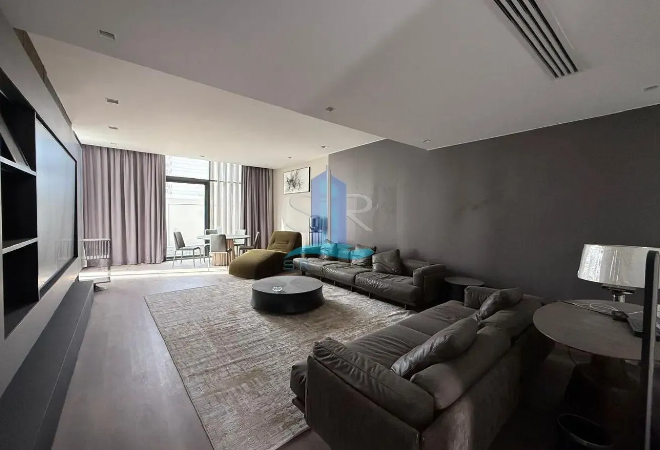 Exclusive | Custom Built | Furnished | Single Row