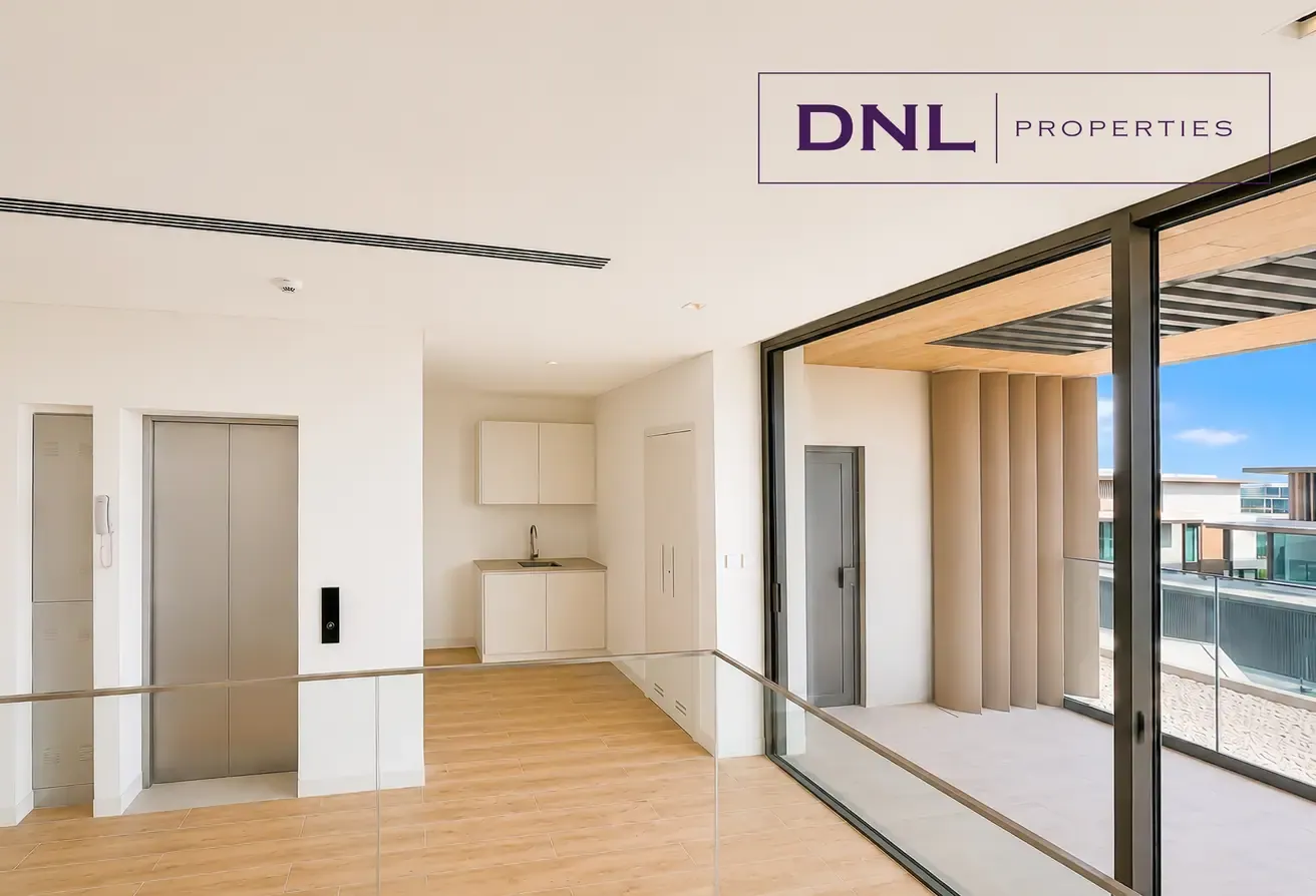 Best Price | Close To Pool |  Spacious