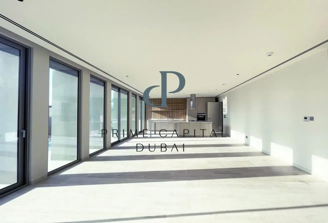 Stunning Contemporary Built 5 Bed Villa in Meydan