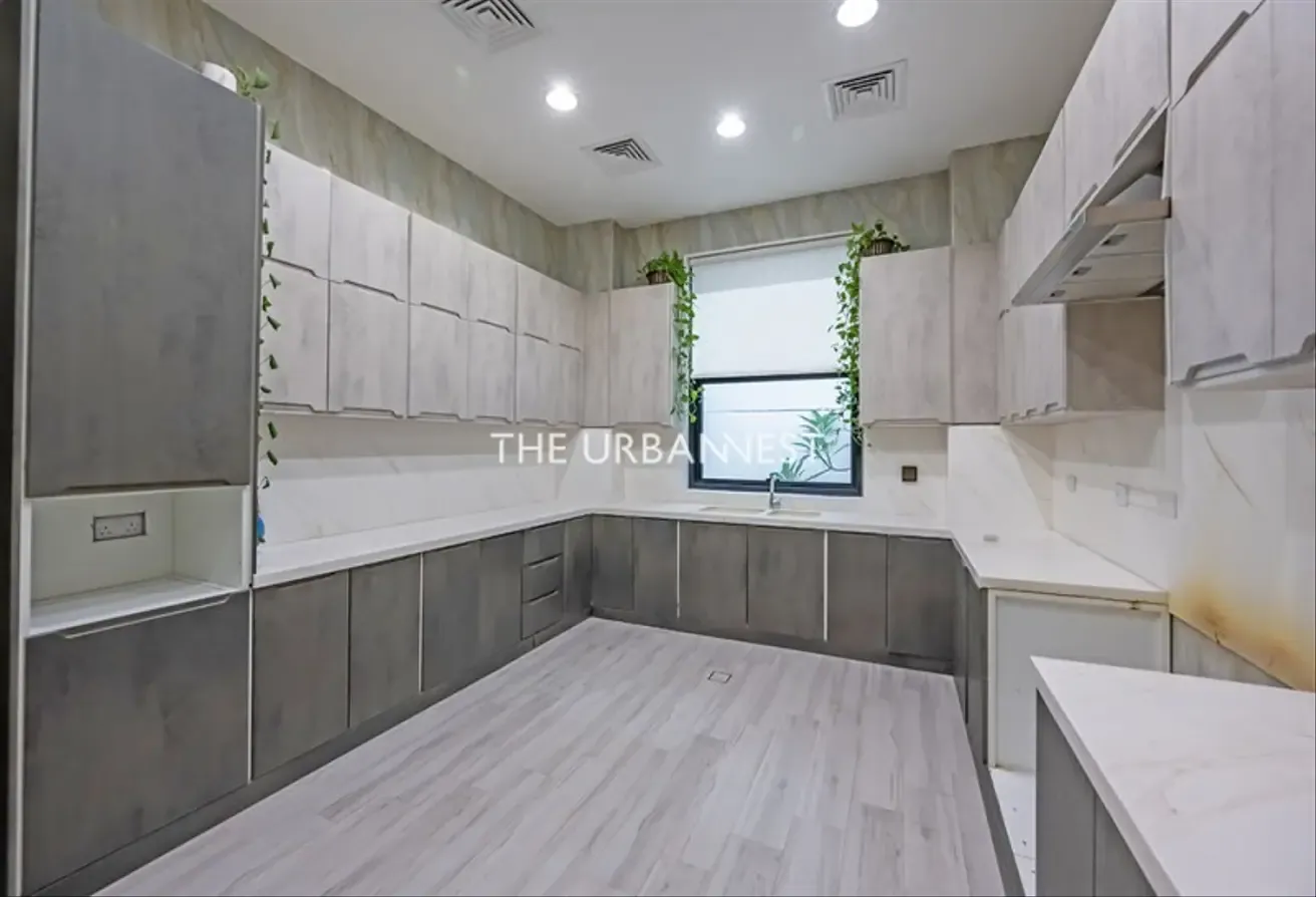 5BHK Family Villa | Vacant | with Elevator