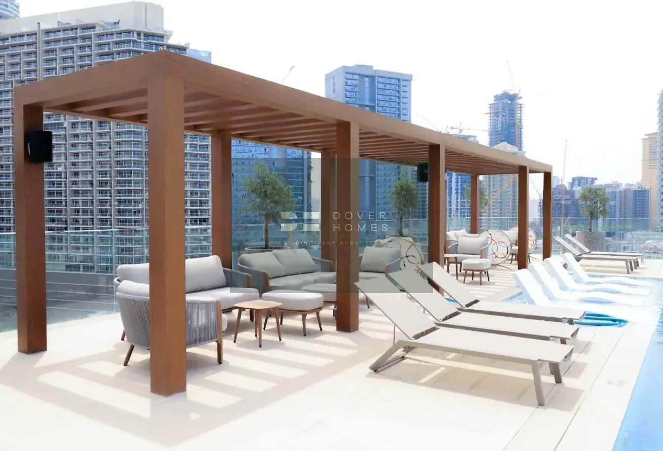 SPACIOUS STUDIO APARTMENT IN STONEHENGE RESIDENCES