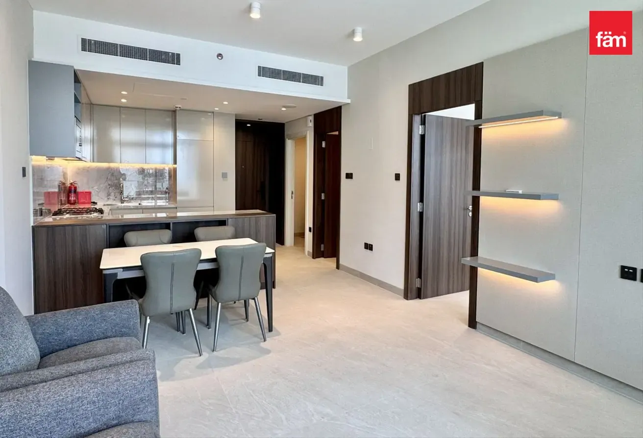 Brand New With Study/Maid, Vacant Now, Furnished