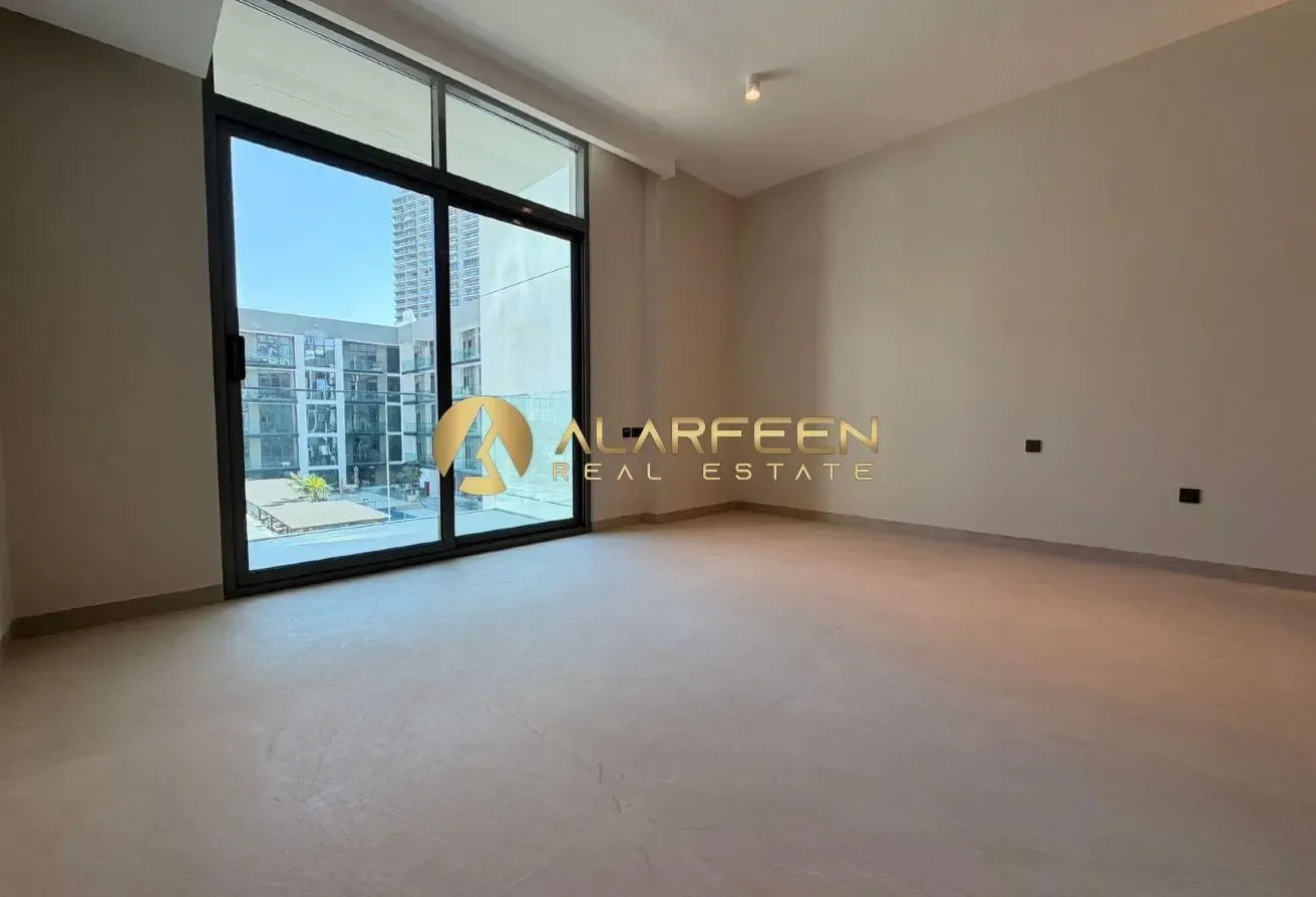 CONVERTABLE STUDIO | BRAND NEW | BIG LAYOUT