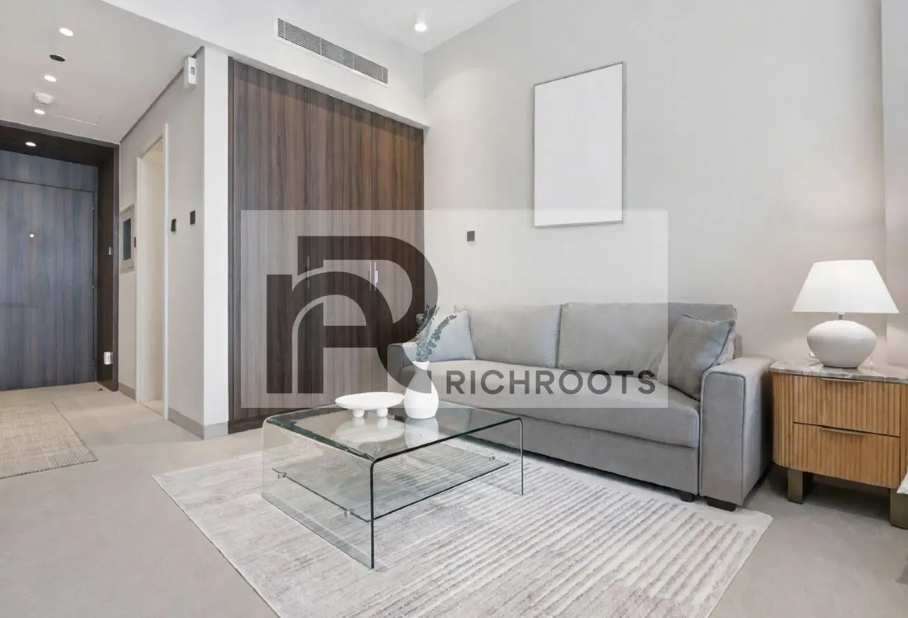 MODERN FURNISHED | BIG CORNER UNIT  | GARDEN VIEW