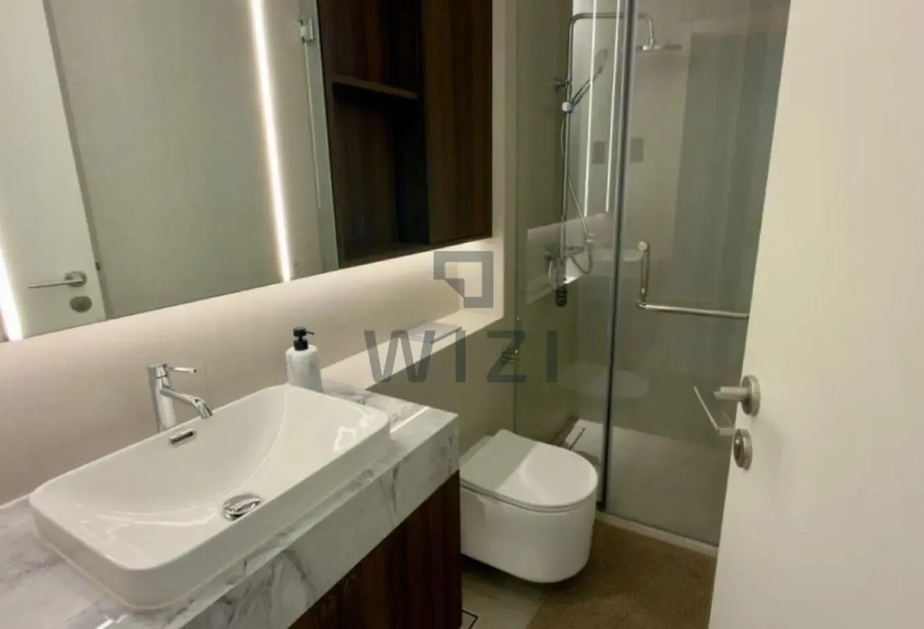 Furnished | 1BR + Study with Window | Corner Unit