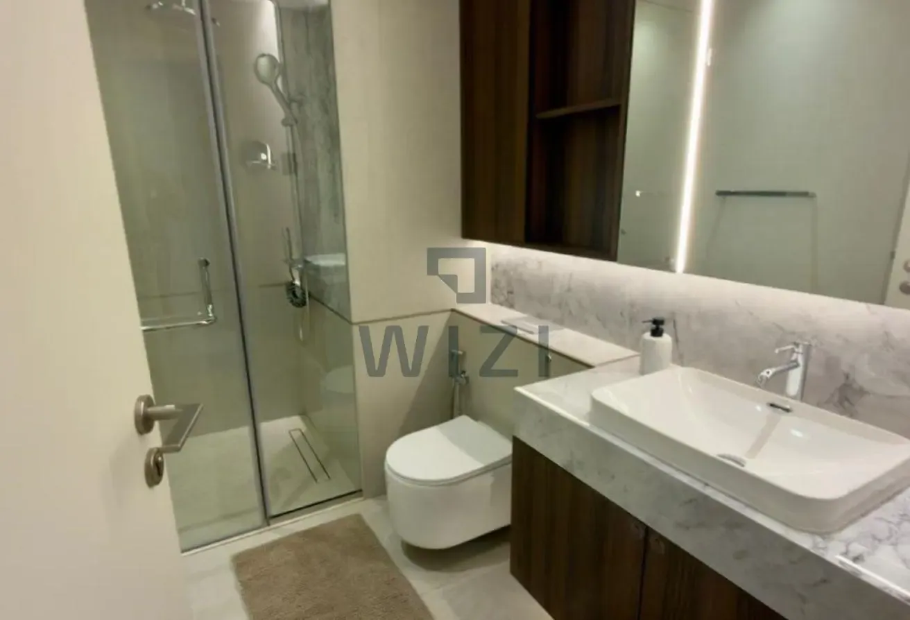 Furnished | 1BR + Study with Window | Corner Unit