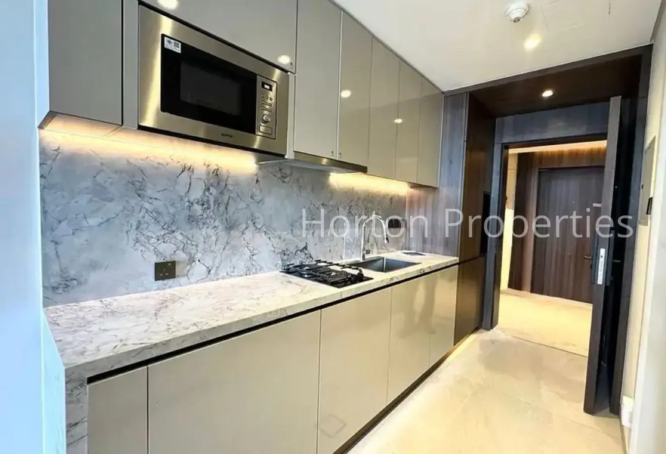 BRAND NEW I SMART HOUSE I VACANT