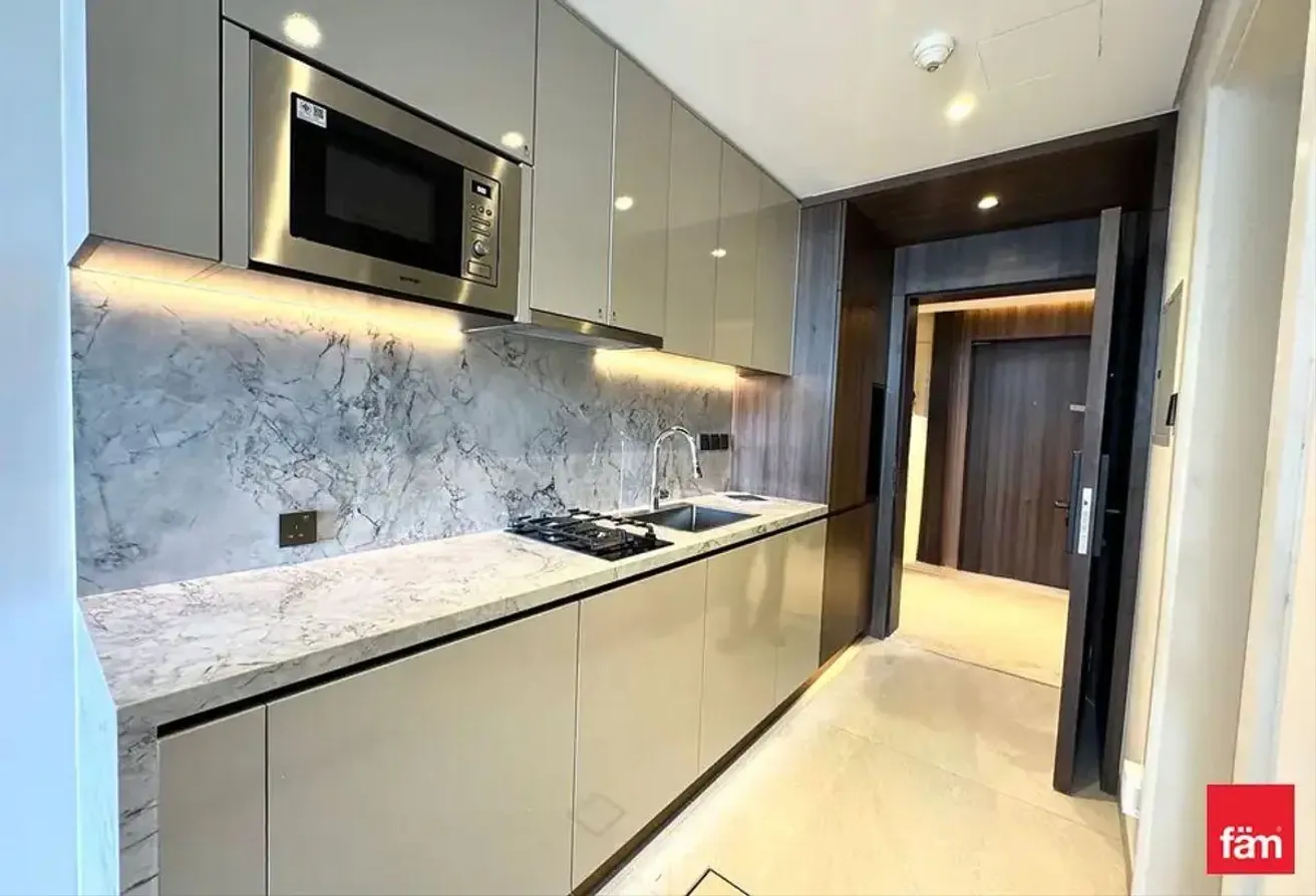 Bright and Spacious Studio | Ready To Move