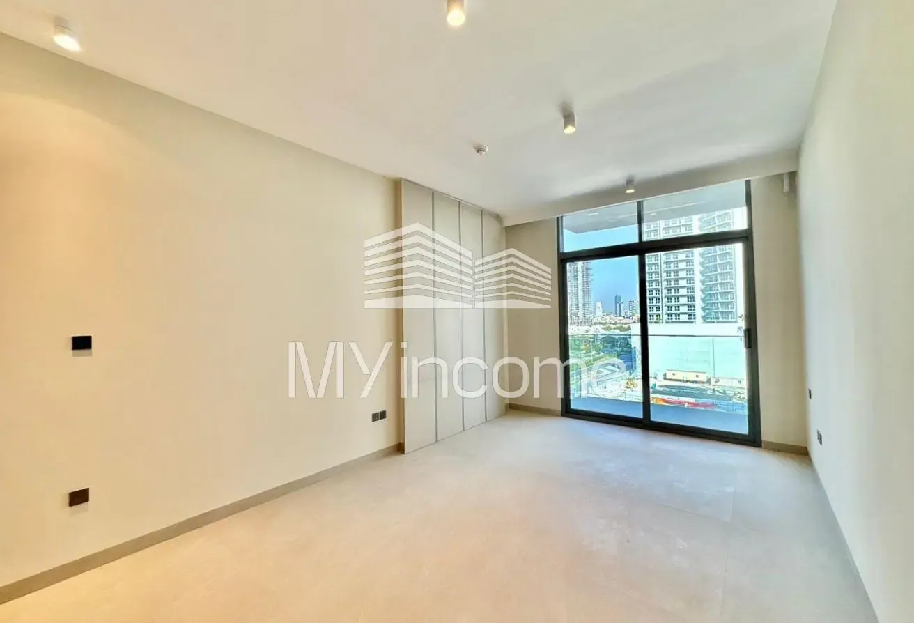 PREMIUM QUALITY | BRAND NEW | POOL VIEW