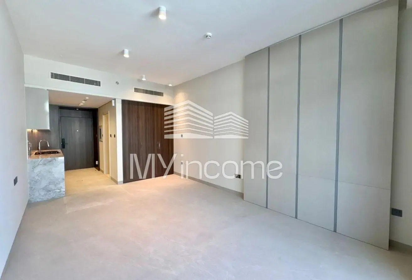 PREMIUM QUALITY | BRAND NEW | POOL VIEW