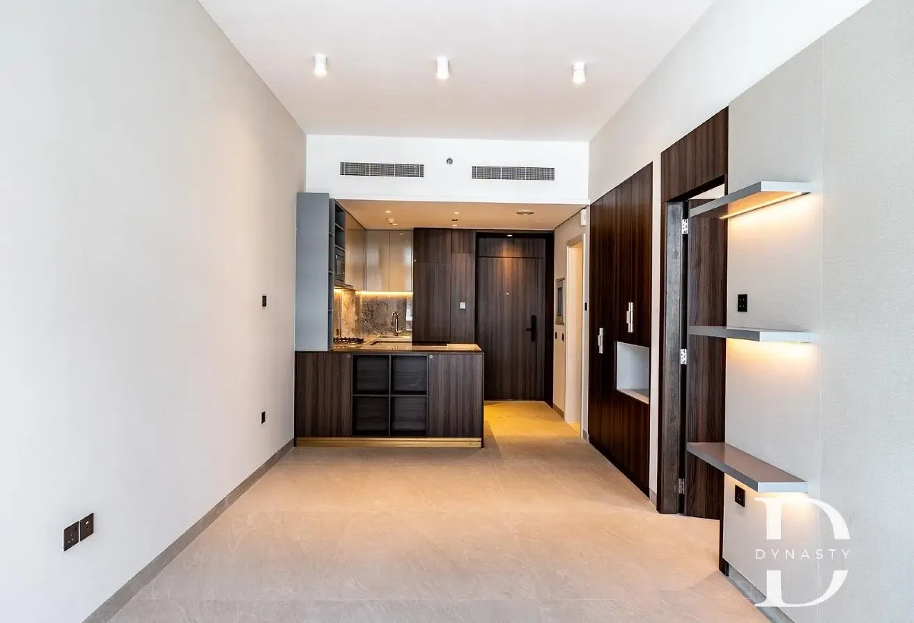 Brand New | 6 Cheques | Boutique Living