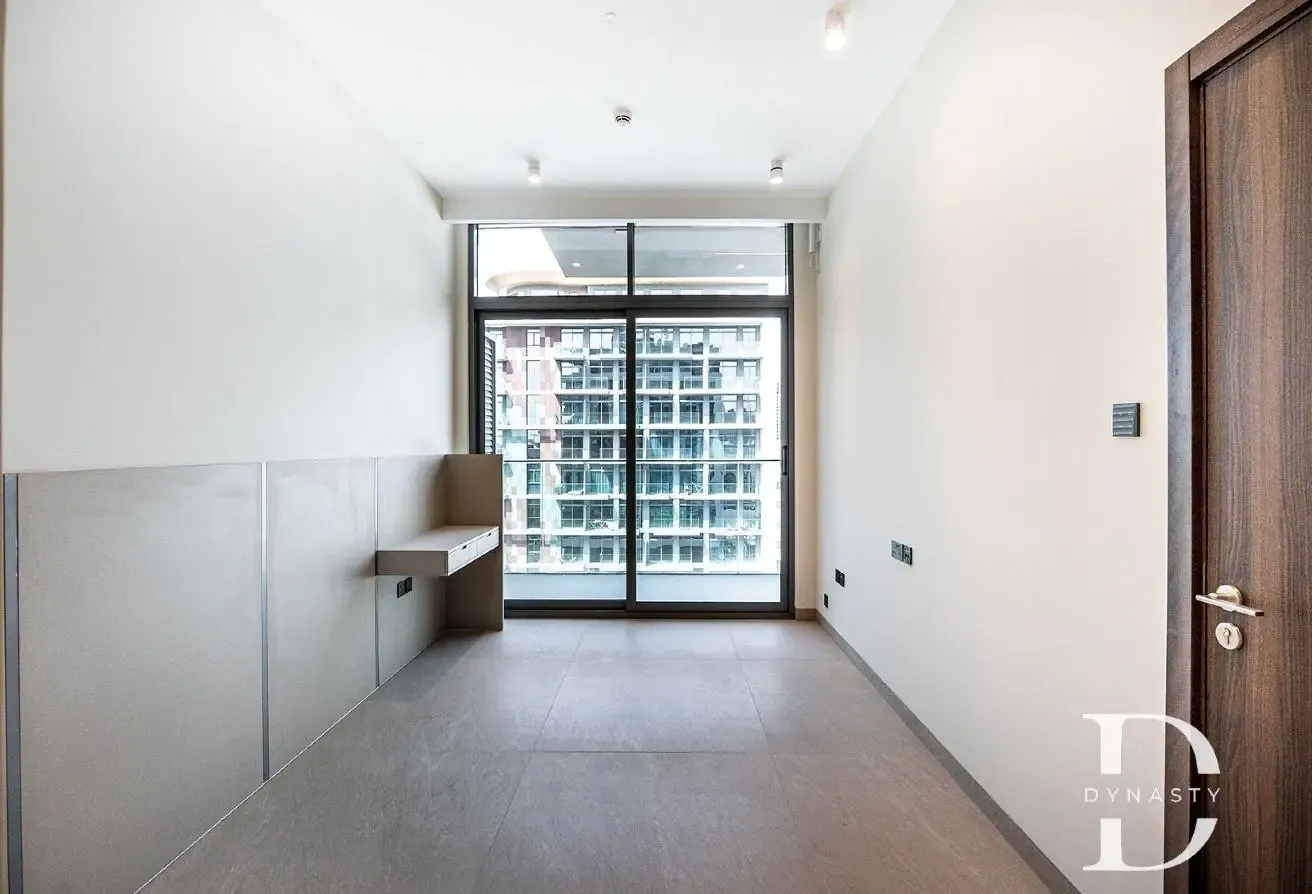 Brand New | 6 Cheques | Boutique Living
