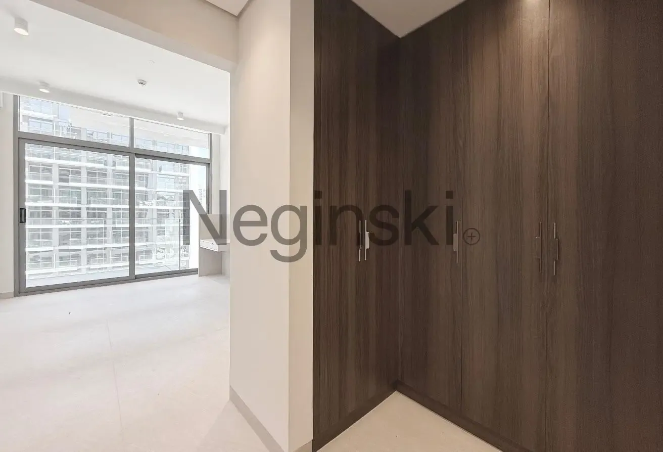 BRAND NEW | MID FLOOR | BOULEVARD VIEW | EXCLUSIVE